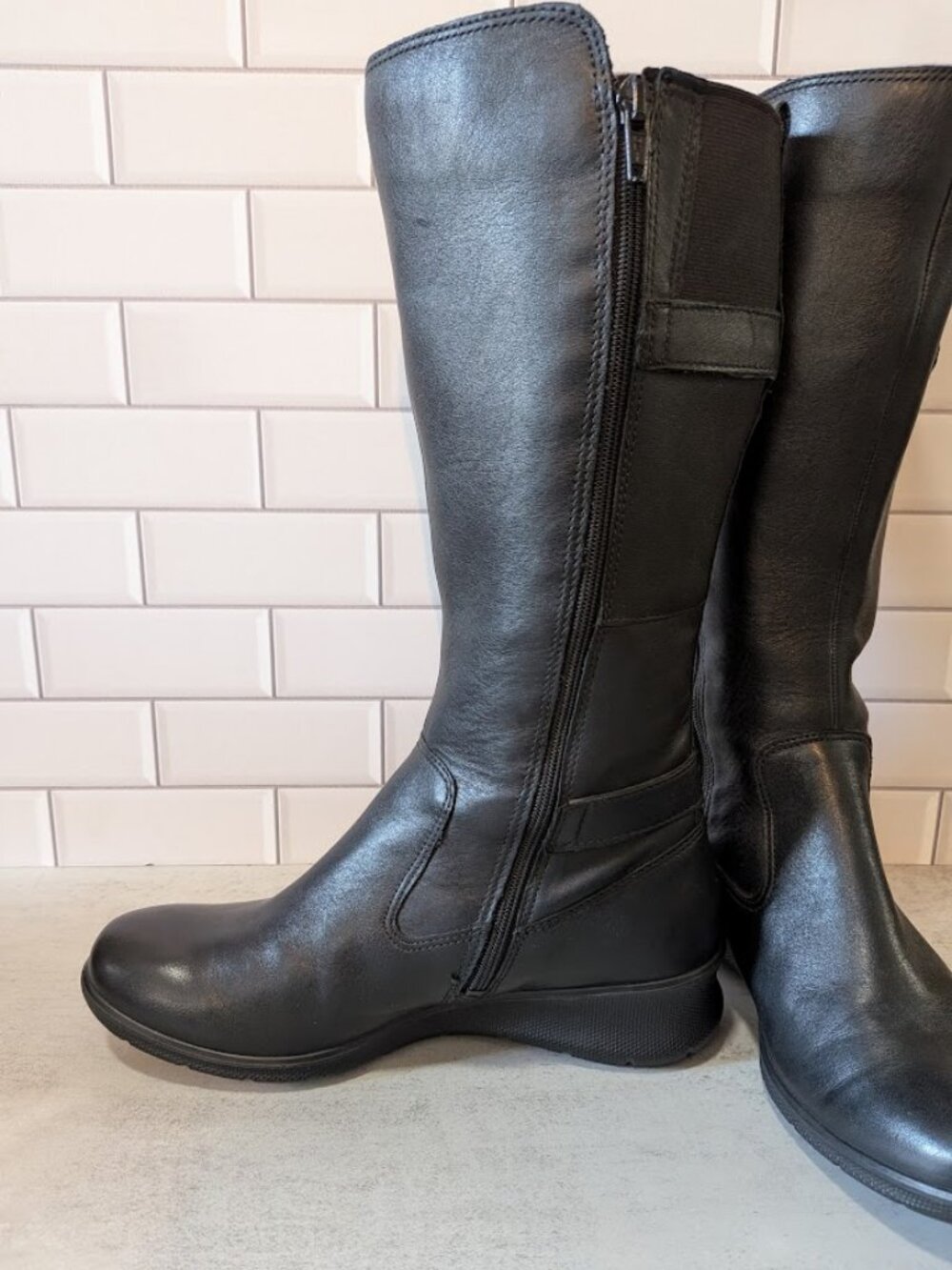 NEAR NEW! ECCO "Babett" Wedge GTX Tall Waterproof Boots - Women's Size 6 - Black - Picture 2 of 11